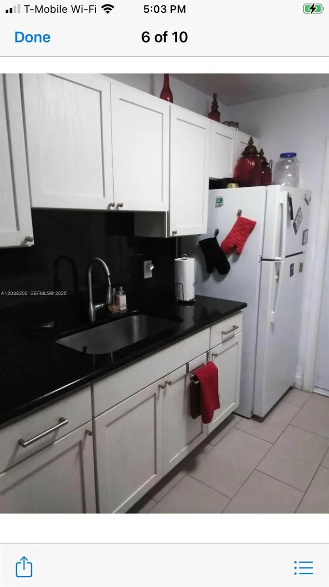 5420 NW 11th St # 205, Plantation, FL 33313
