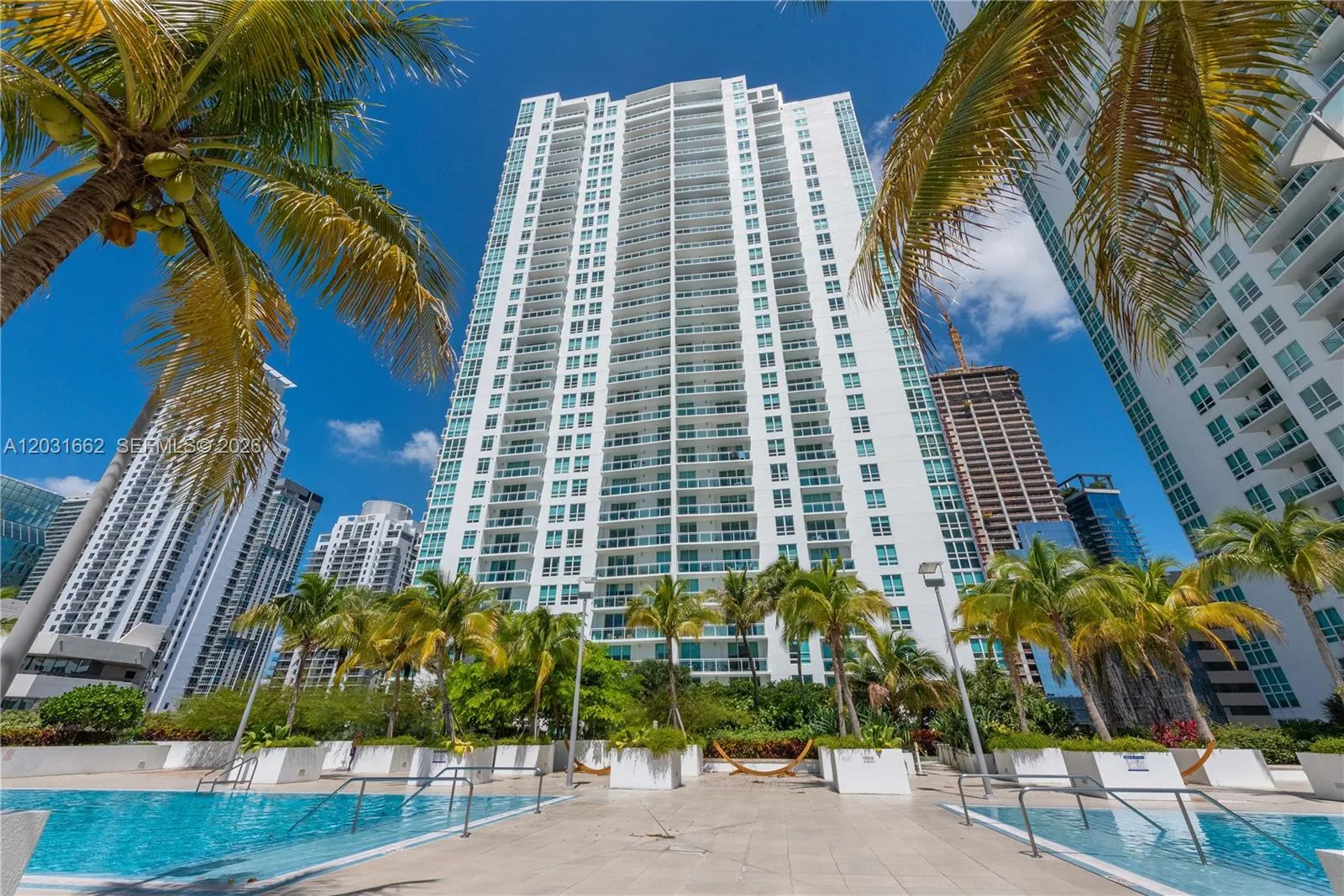 951 Brickell Ave # 705, Miami, FL 33131