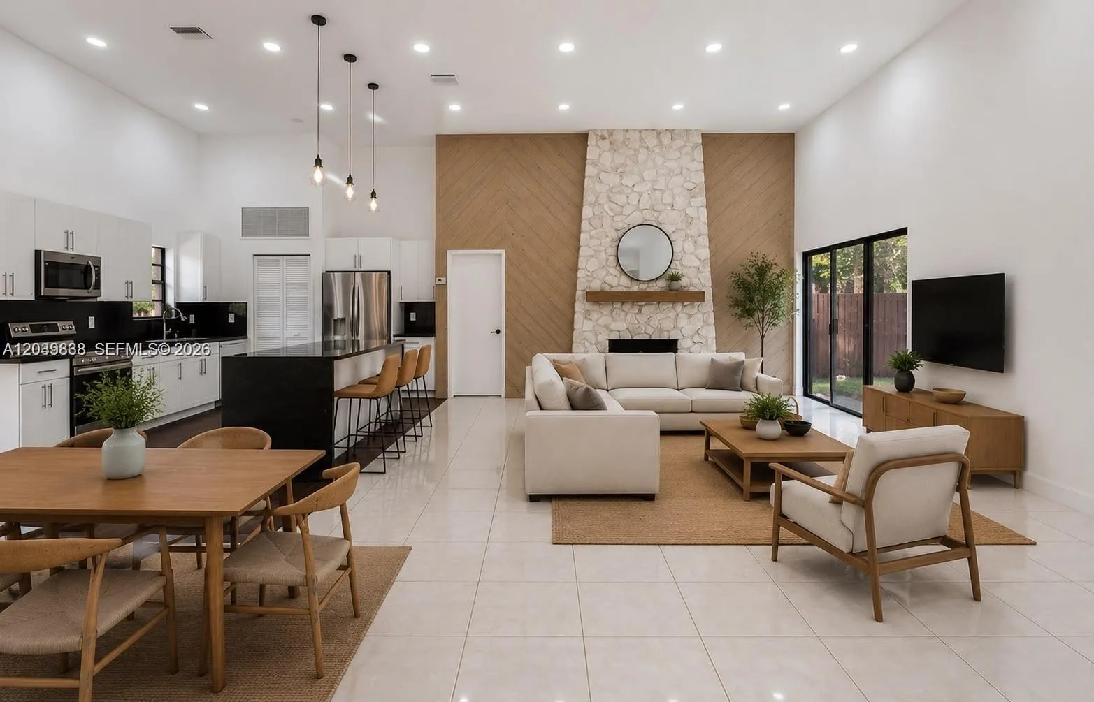 601 Leslie Dr, Hallandale Beach, FL 33009