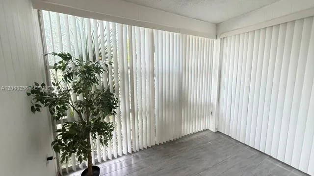 17570 Atlantic Blvd # 105, Sunny Isles Beach, FL 33160 photo 5