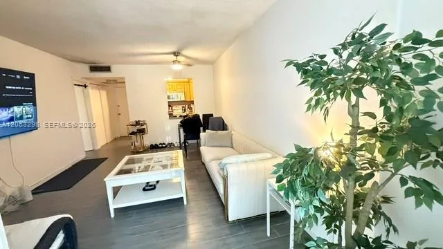 17570 Atlantic Blvd # 105, Sunny Isles Beach, FL 33160 photo 6