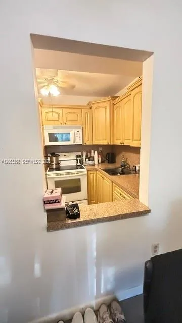 17570 Atlantic Blvd # 105, Sunny Isles Beach, FL 33160 photo 8