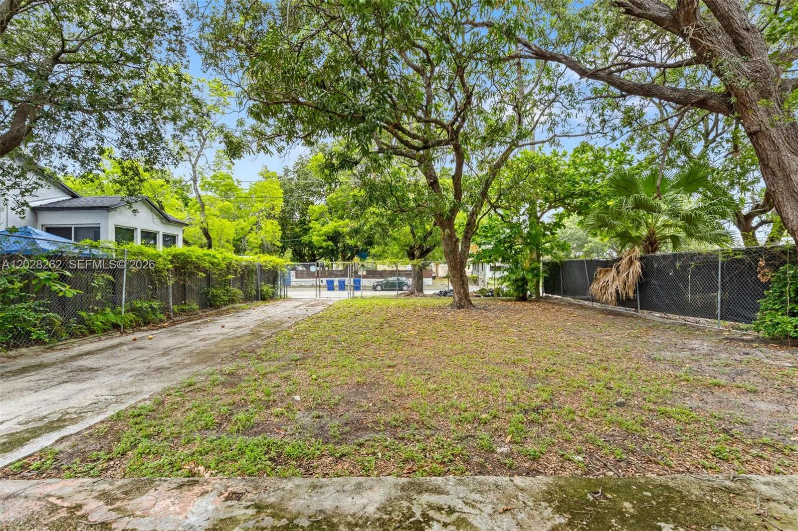 352 NW 41st St, Miami, FL 33127 photo 5