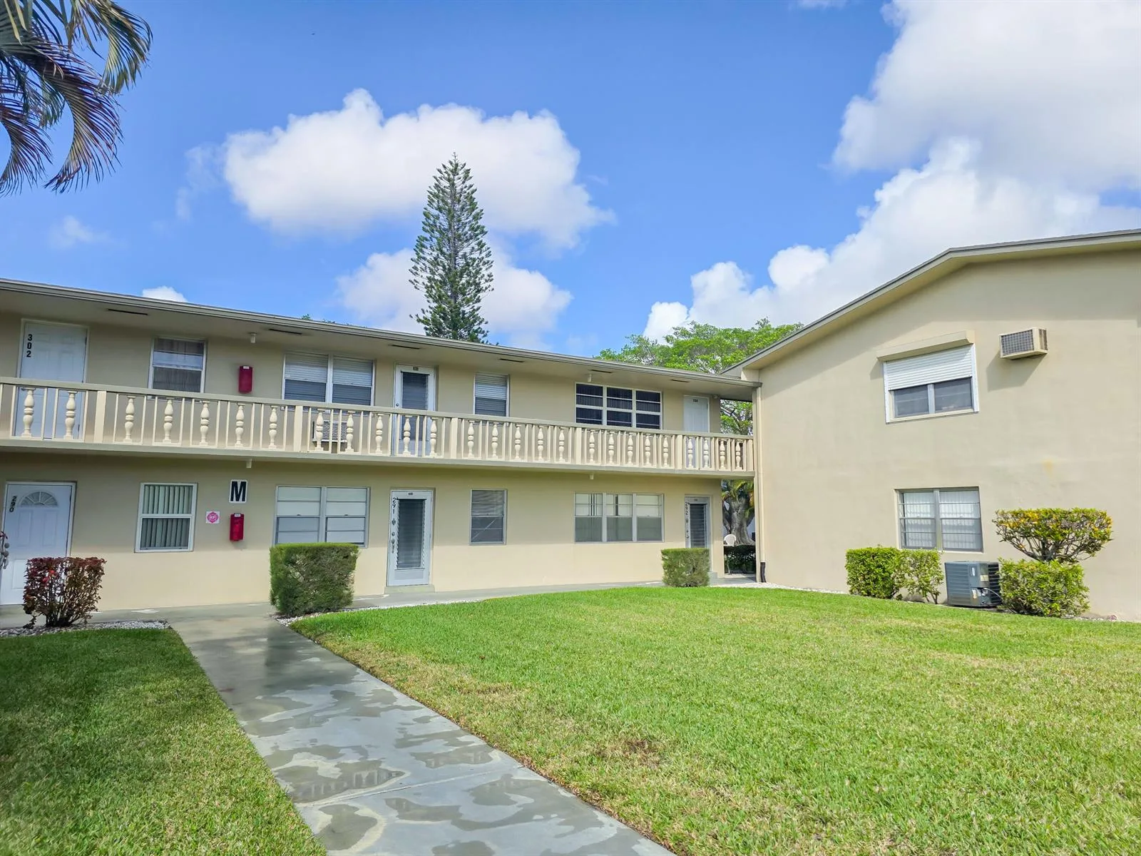 291 Norwich M, West Palm Beach, FL 33417