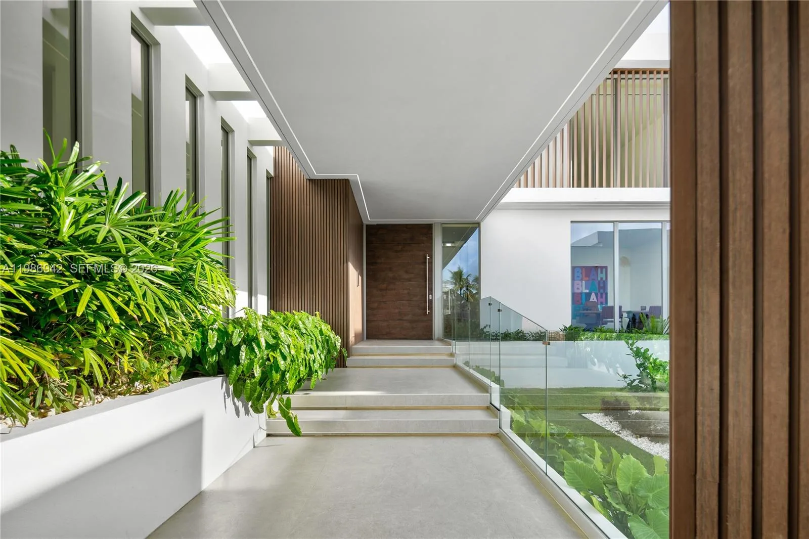 501 Palm Dr, Hallandale Beach, FL 33009 photo 8