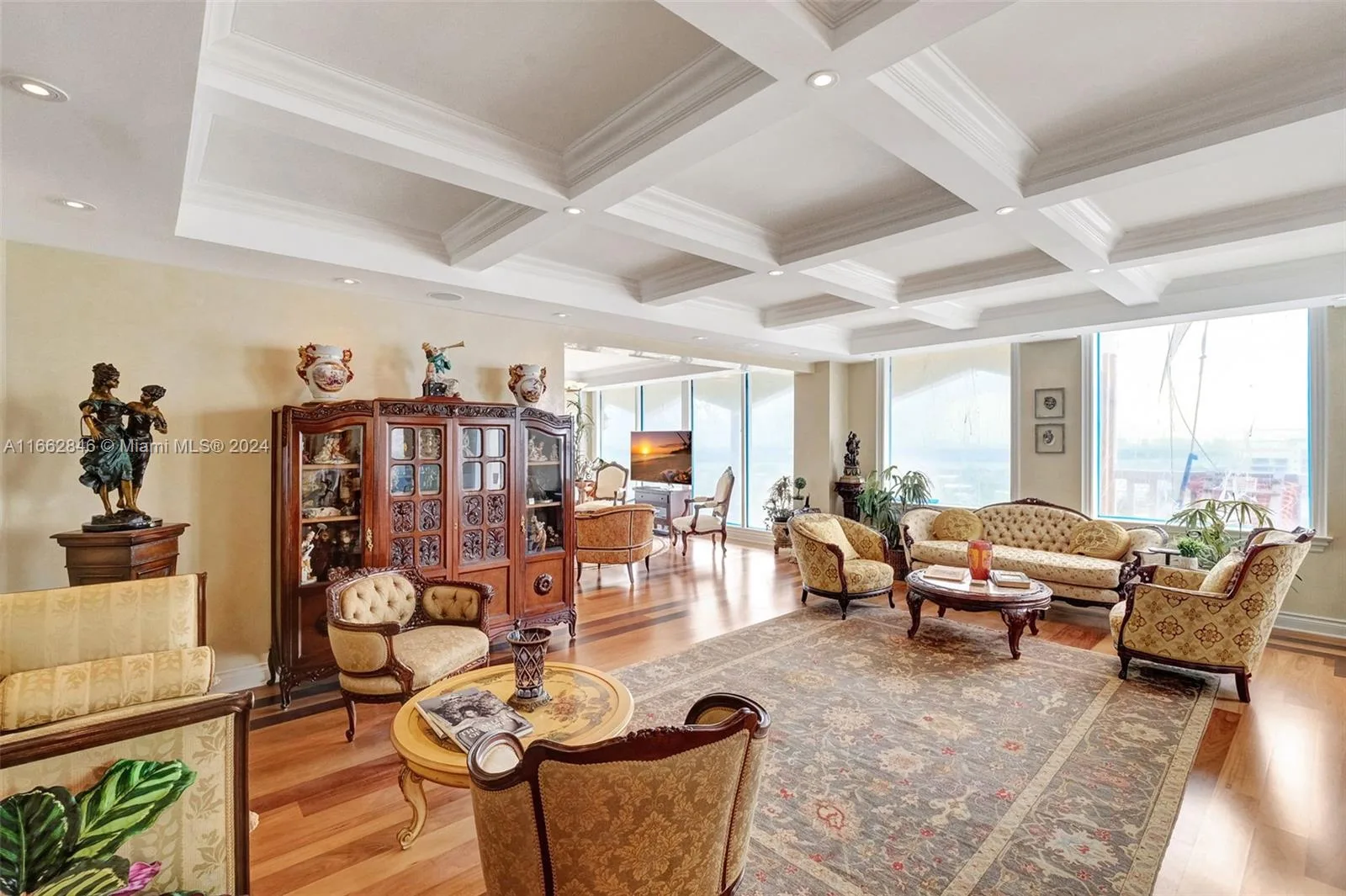 9801 NW Collins Ave # PH8, Bal Harbour, FL 33154 photo 4