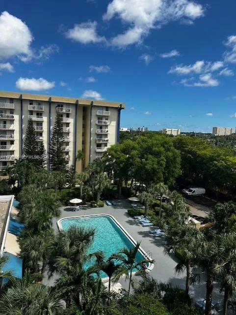 801 NW 47th Ave # 717W, Miami, FL 33126
