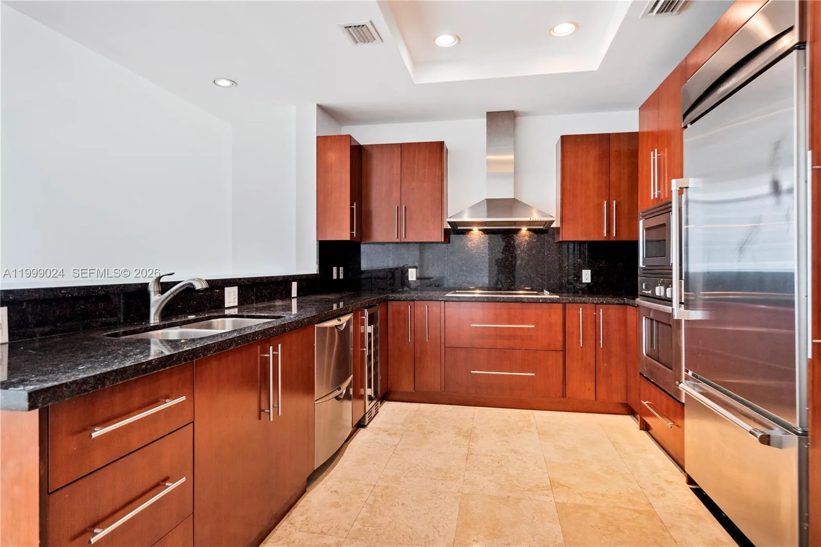 1090 NW N River Dr # 402, Miami, FL 33136 photo 4