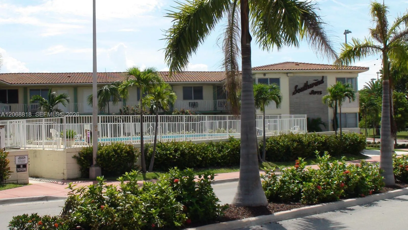 2 S Shore Dr # 3, Miami Beach, FL 33141