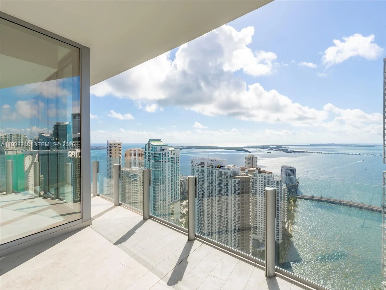 300 Biscayne Boulevard Way # 4305W, Miami, FL 33131 photo 12
