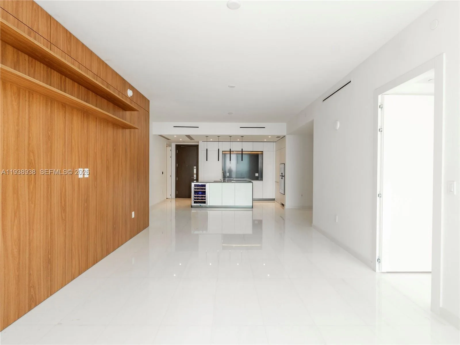 300 Biscayne Boulevard Way # 4305W, Miami, FL 33131 photo 3