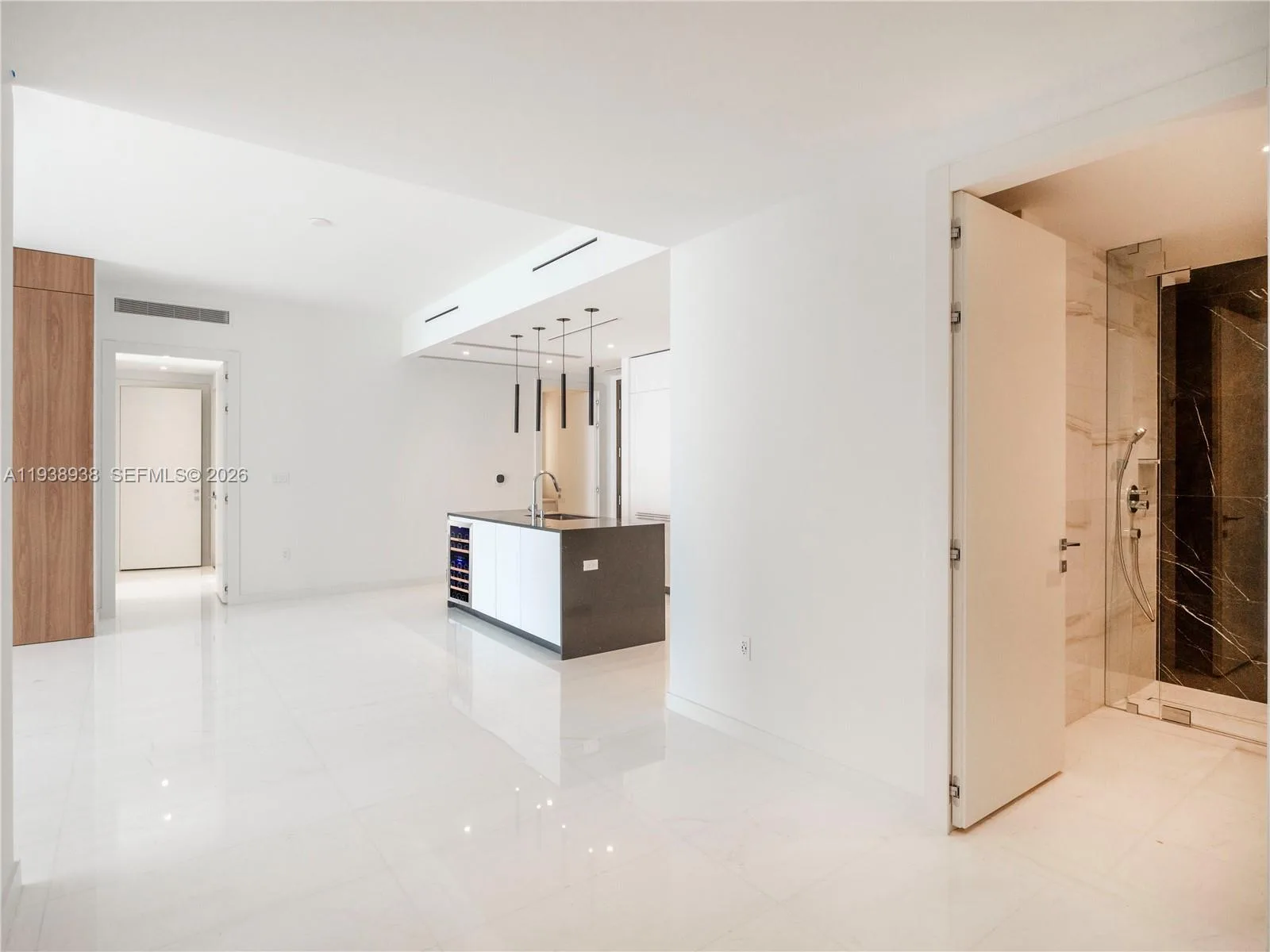 300 Biscayne Boulevard Way # 4305W, Miami, FL 33131 photo 5