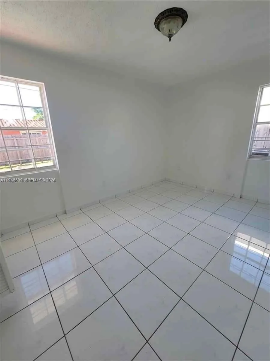 12305 SW 42nd St, Miami, FL 33175 photo 8