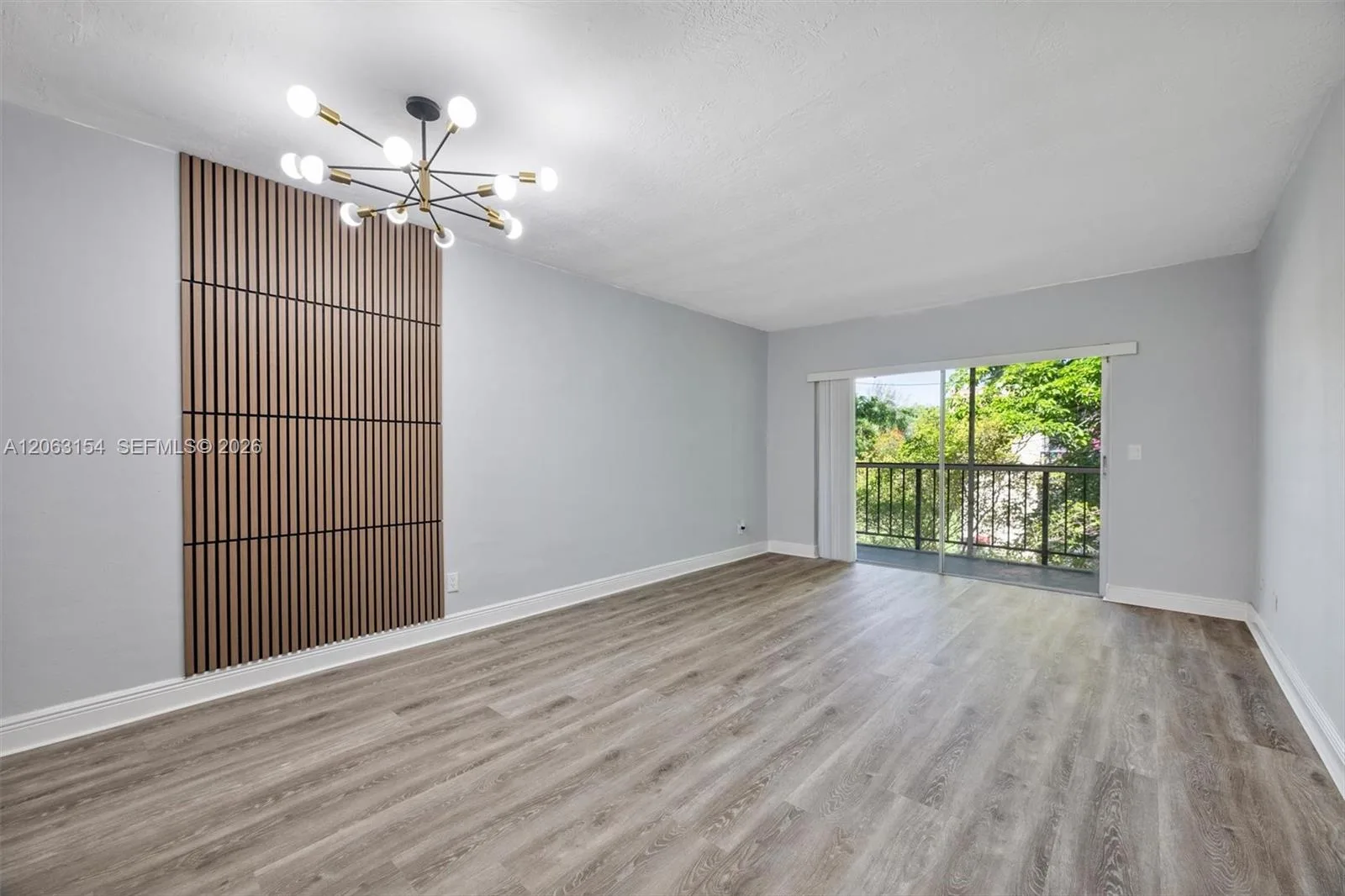 13980 NE 2nd Ct, Miami, FL 33161 photo 8