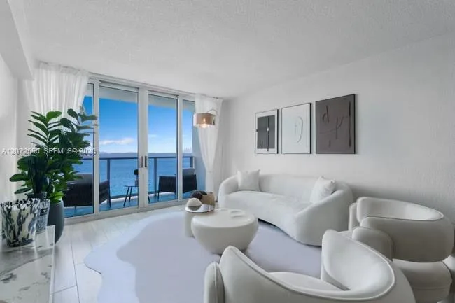 7525 E Treasure Dr # 911, North Bay Village, FL 33141