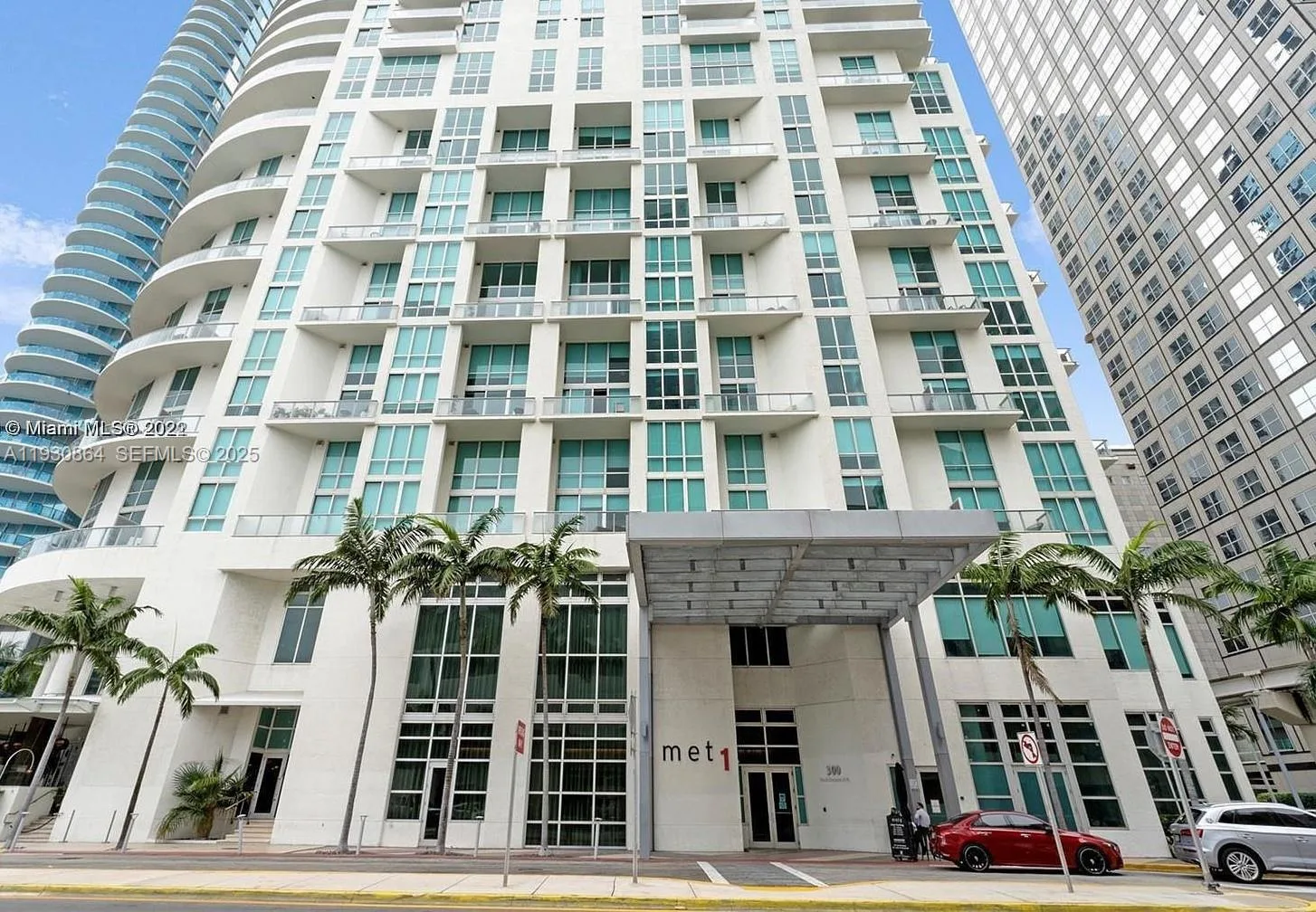 300 S Biscayne Blvd # T-3201, Miami, FL 33131 photo 2