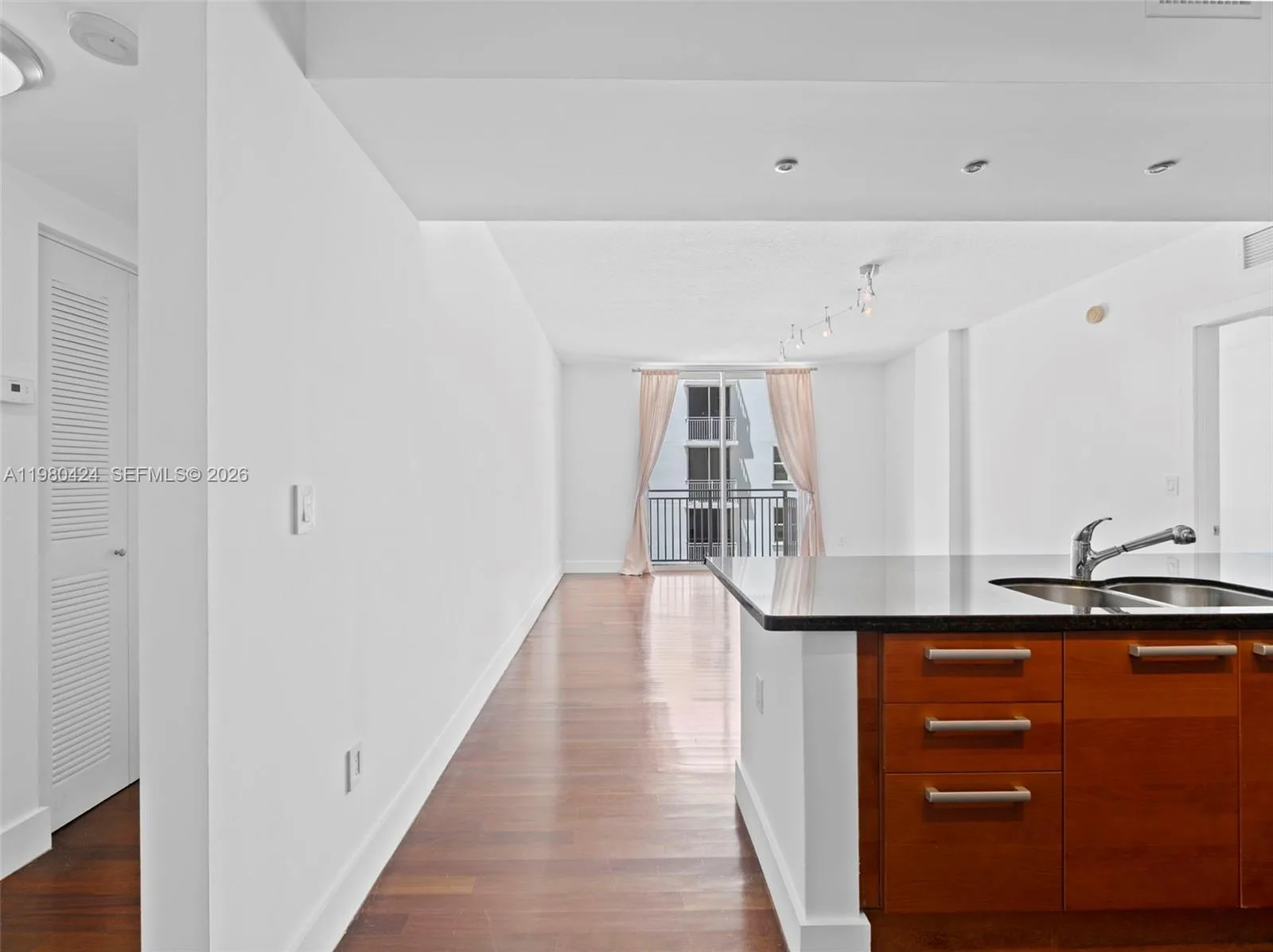 2030 S Douglas Rd # 610, Coral Gables, FL 33134