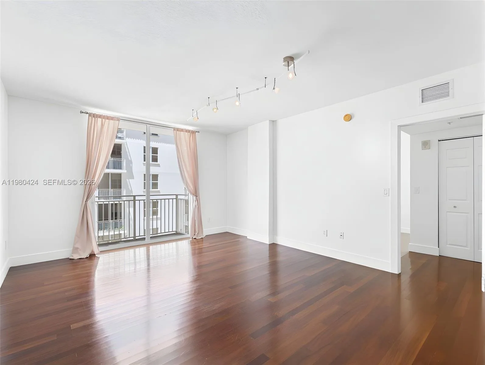 2030 S Douglas Rd # 610, Coral Gables, FL 33134 photo 4