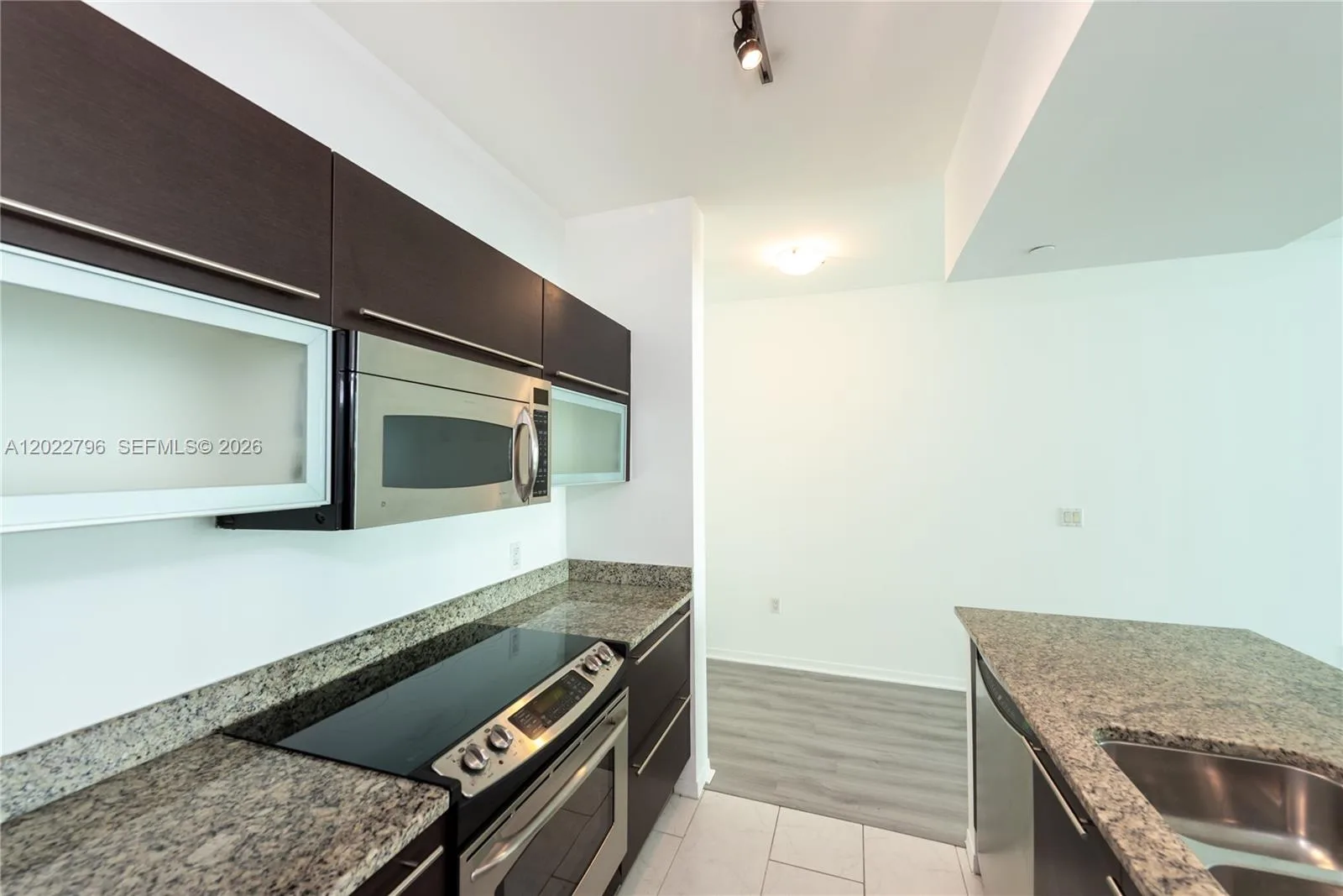 951 Brickell Ave # 2100, Miami, FL 33131 photo 5