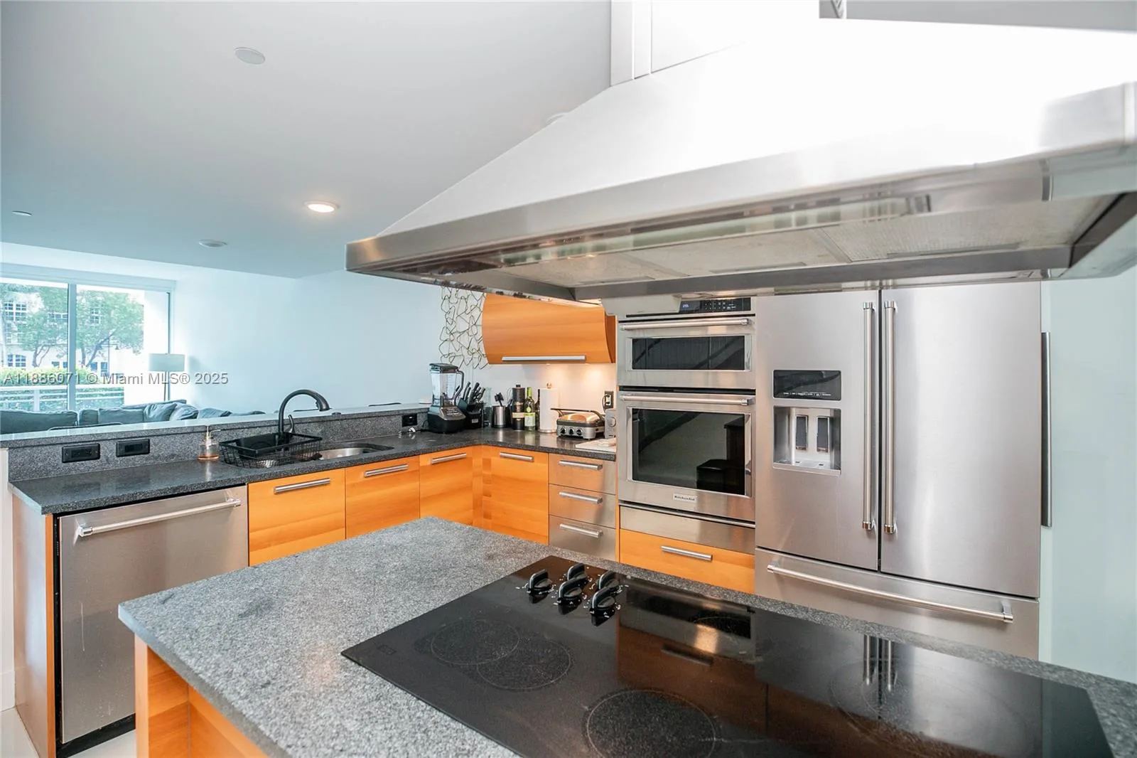 2950 NE 188th St # 124, Aventura, FL 33180 photo 9