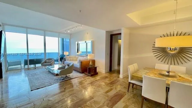 18101 Collins Ave # 1807, Sunny Isles Beach, FL 33160