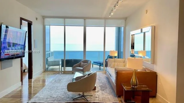 18101 Collins Ave # 1807, Sunny Isles Beach, FL 33160 photo 3