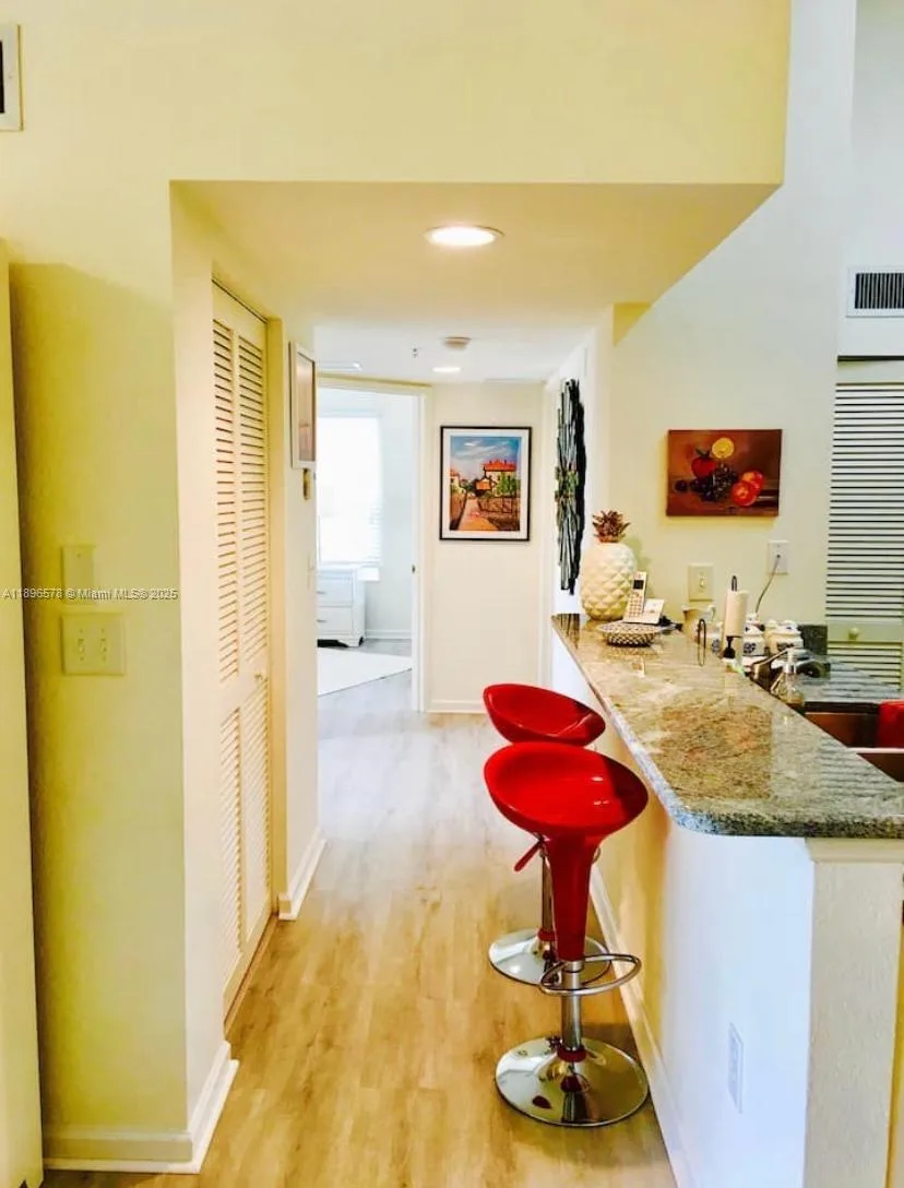 4105 Residence DR # 117, Fort Myers, FL 33901 photo 11