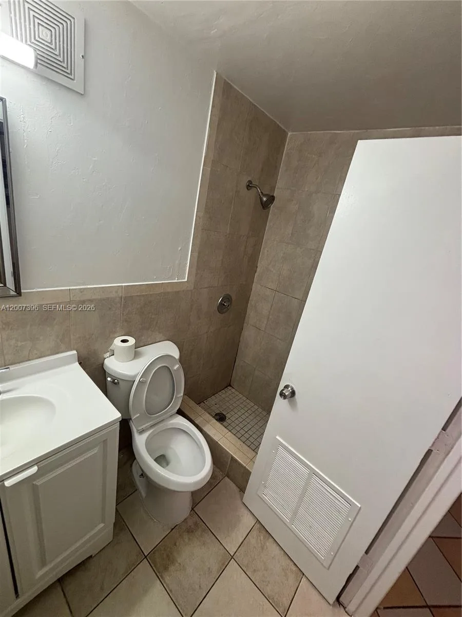 7841 Johnson St # 123, Pembroke Pines, FL 33024 photo 5