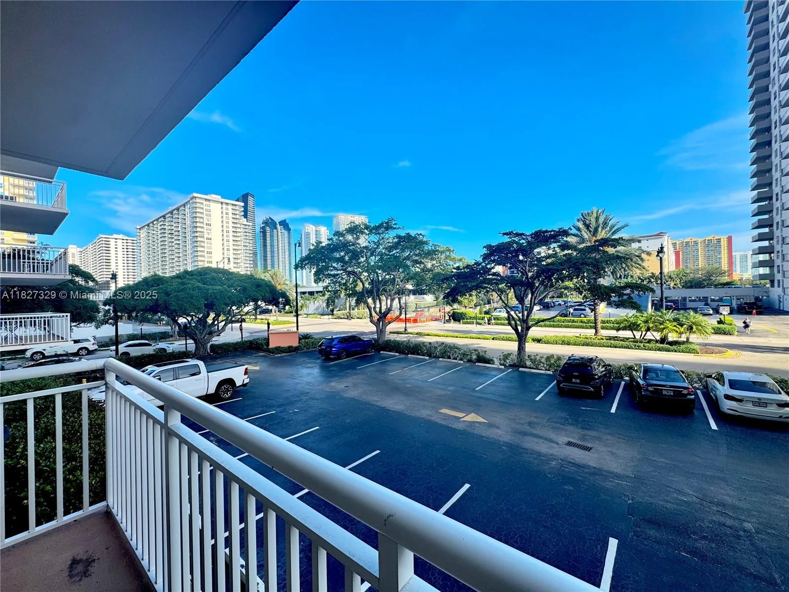 251 174th St # 115, Sunny Isles Beach, FL 33160 photo 12