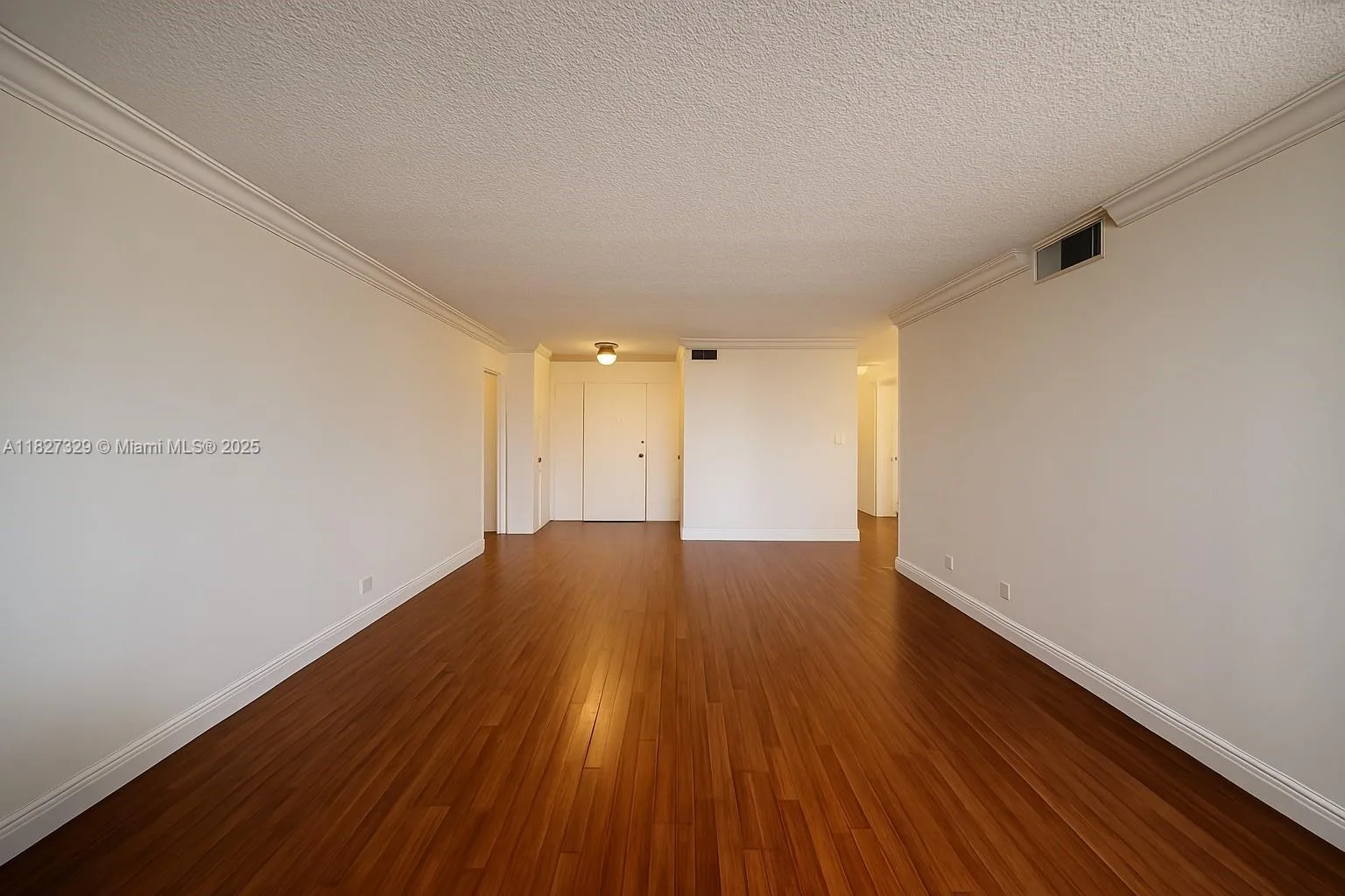 251 174th St # 115, Sunny Isles Beach, FL 33160 photo 3