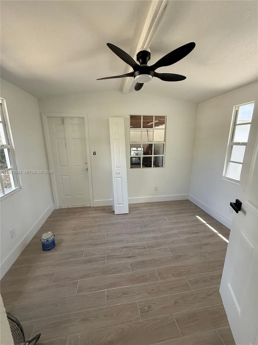 5264 NE 15th Ave, Pompano Beach, FL 33064 photo 13