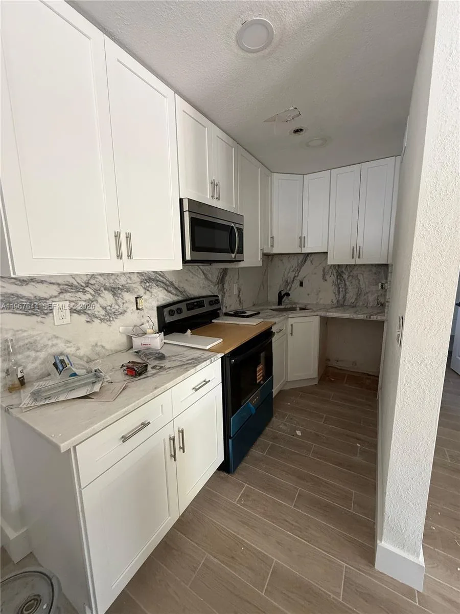 5264 NE 15th Ave, Pompano Beach, FL 33064 photo 5