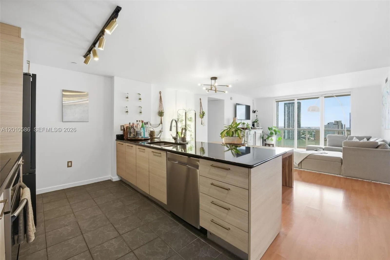 50 Biscayne Blvd # 2911, Miami, FL 33132 photo 2