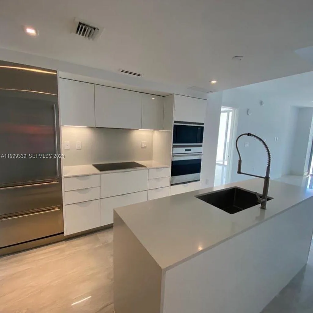 9521 E Bay Harbor Dr # 605, Bay Harbor Islands, FL 33154 photo 6