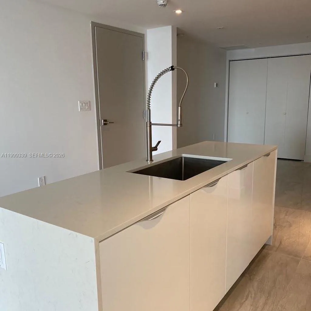 9521 E Bay Harbor Dr # 605, Bay Harbor Islands, FL 33154 photo 8