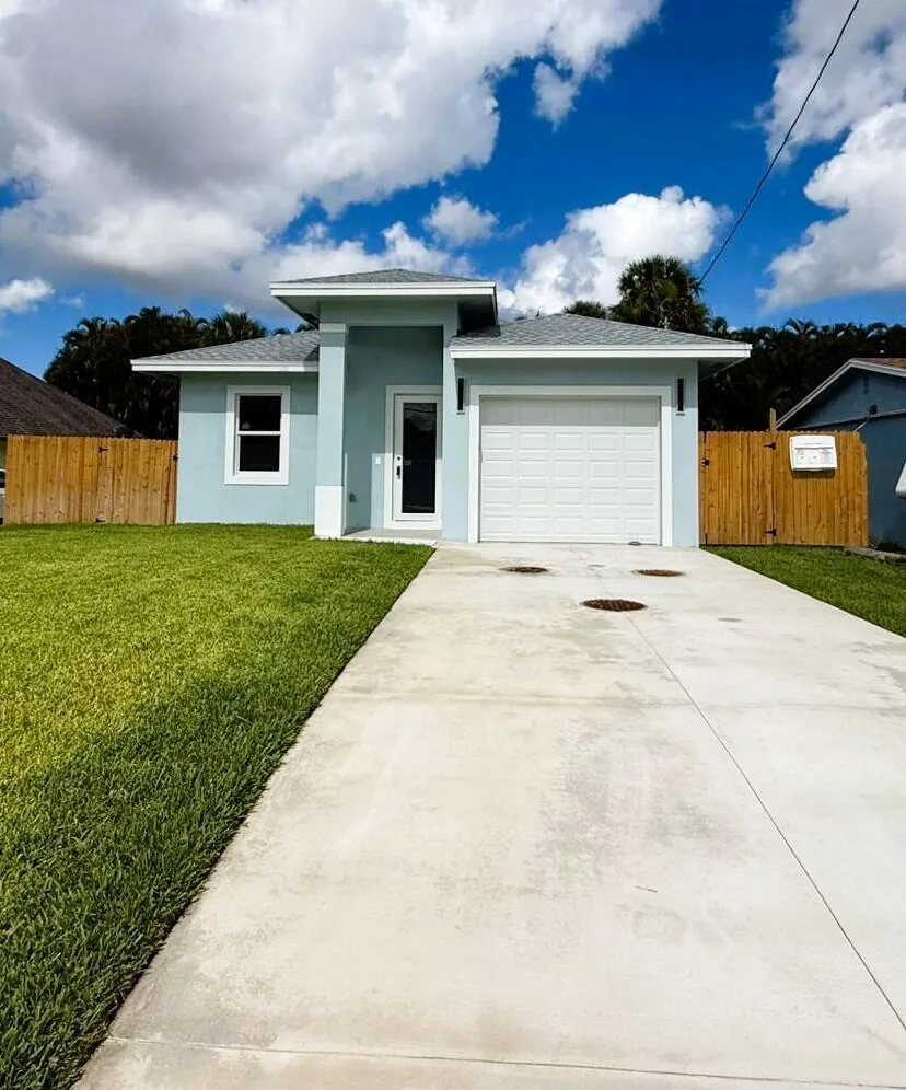 7723 S HAVERHILL ROAD, FL 33463