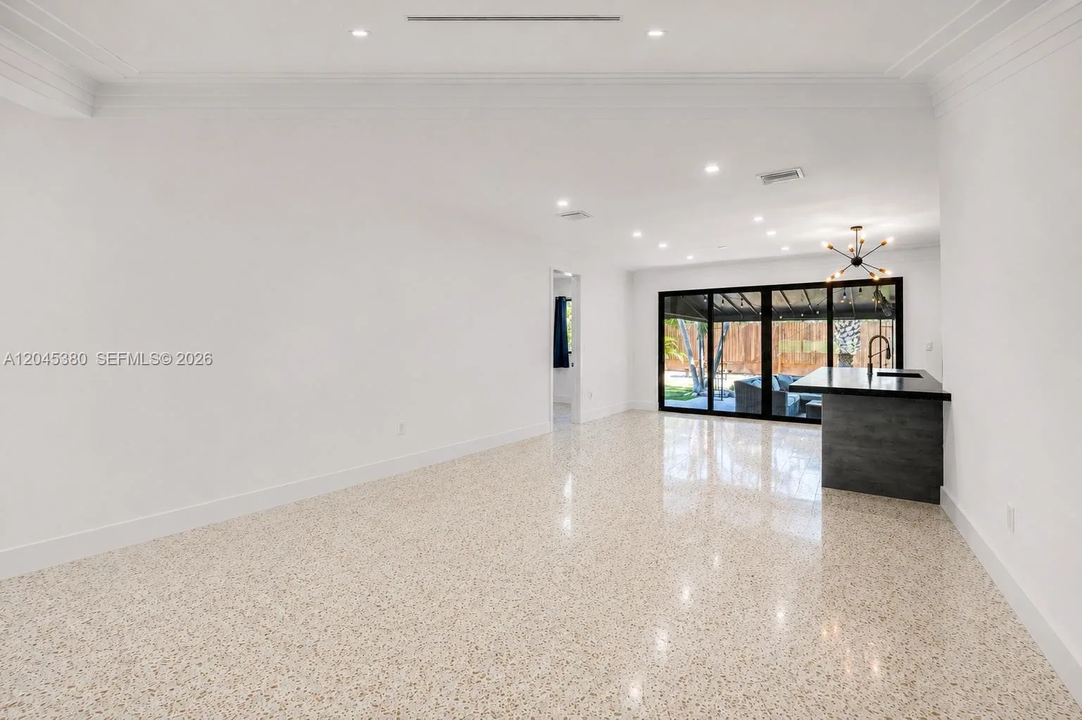 365 Fairway Dr, Miami Beach, FL 33141 photo 4
