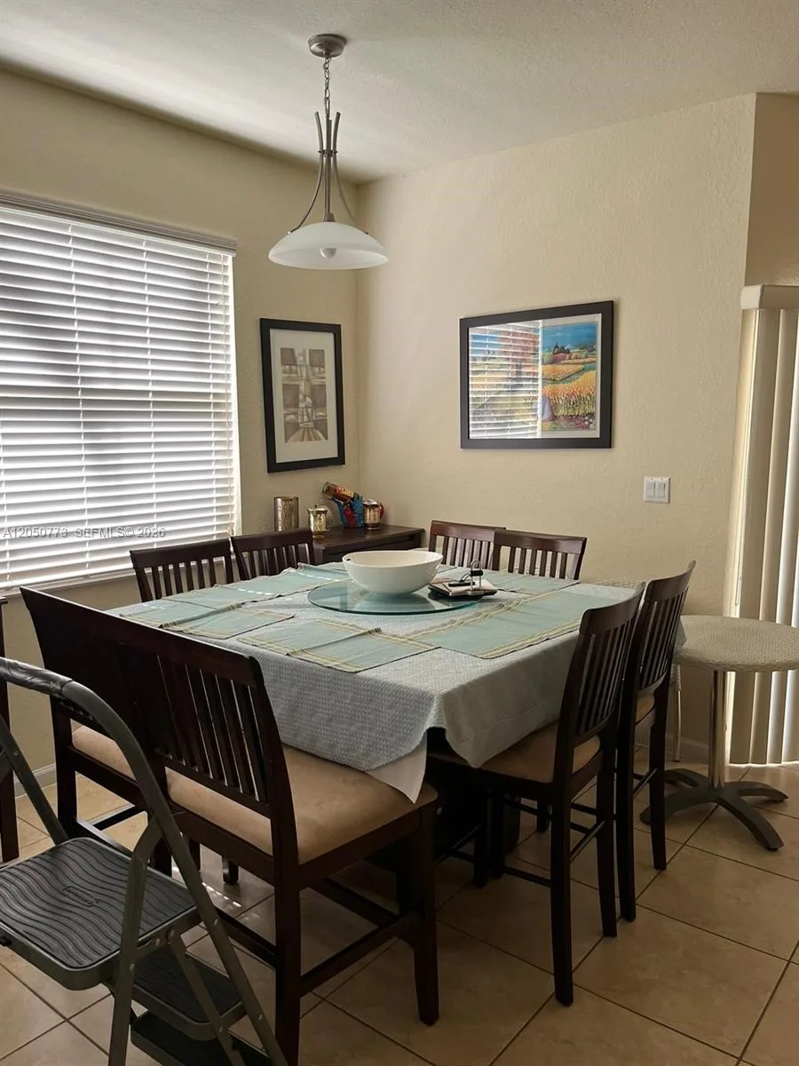 11401 NW 89th St # 104, Doral, FL 33178 photo 2