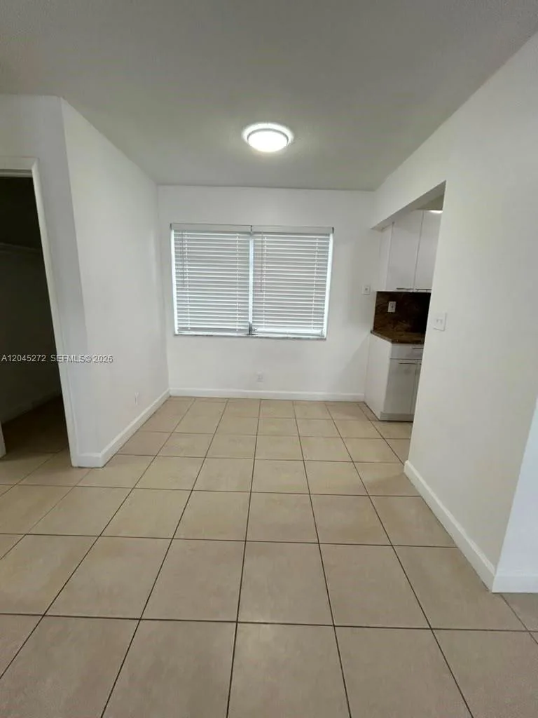 2435 Van Buren St # APT 1B, Hollywood, FL 33020 photo 2