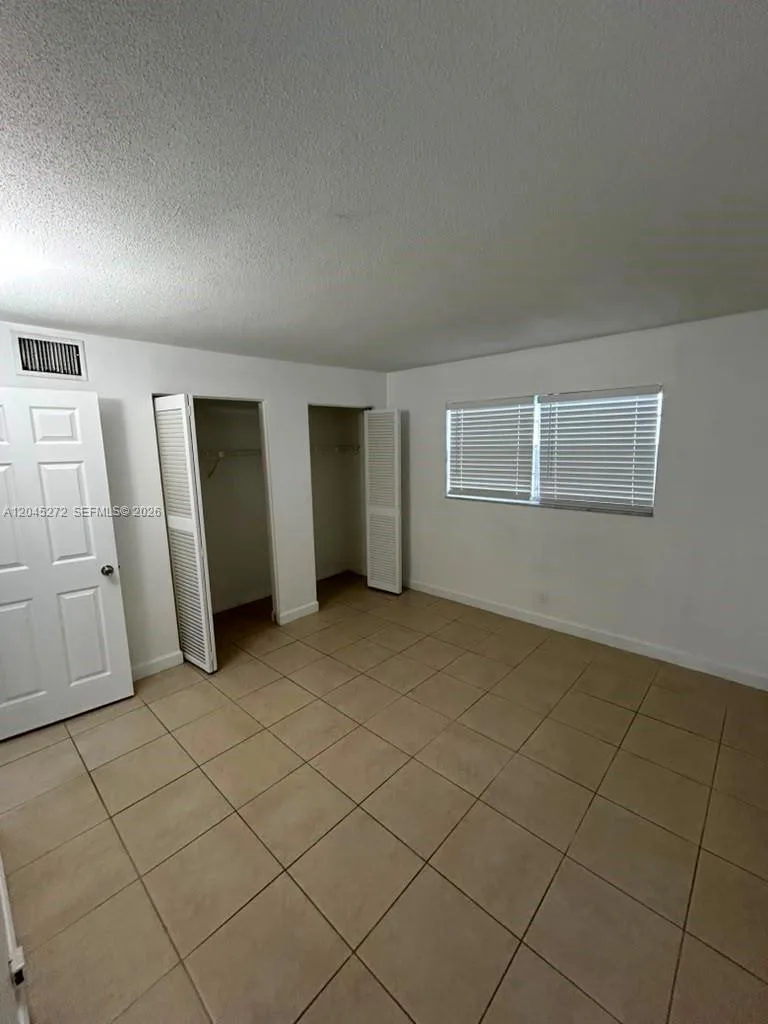 2435 Van Buren St # APT 1B, Hollywood, FL 33020 photo 4