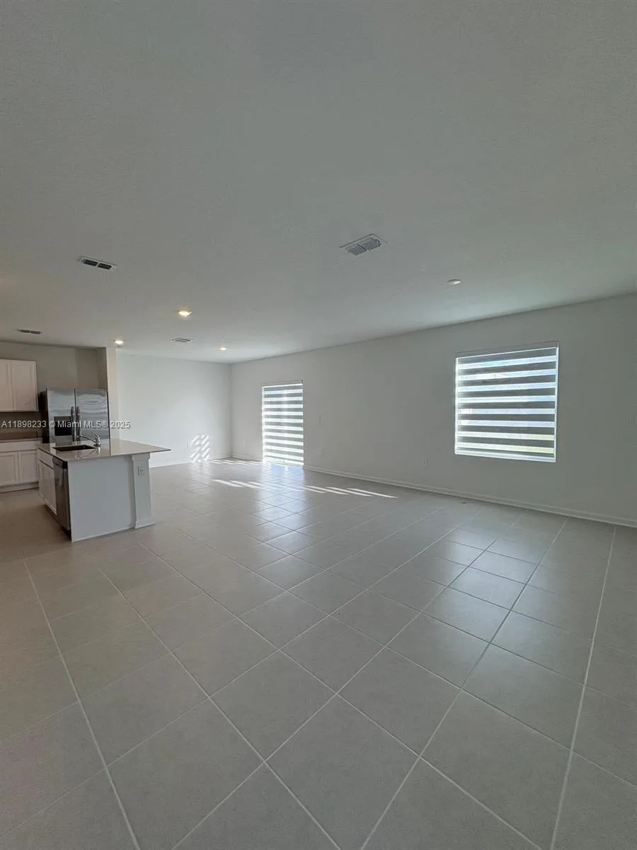 3514 Kimbrough DR # 3514, Lake Wales, FL 33853 photo 3