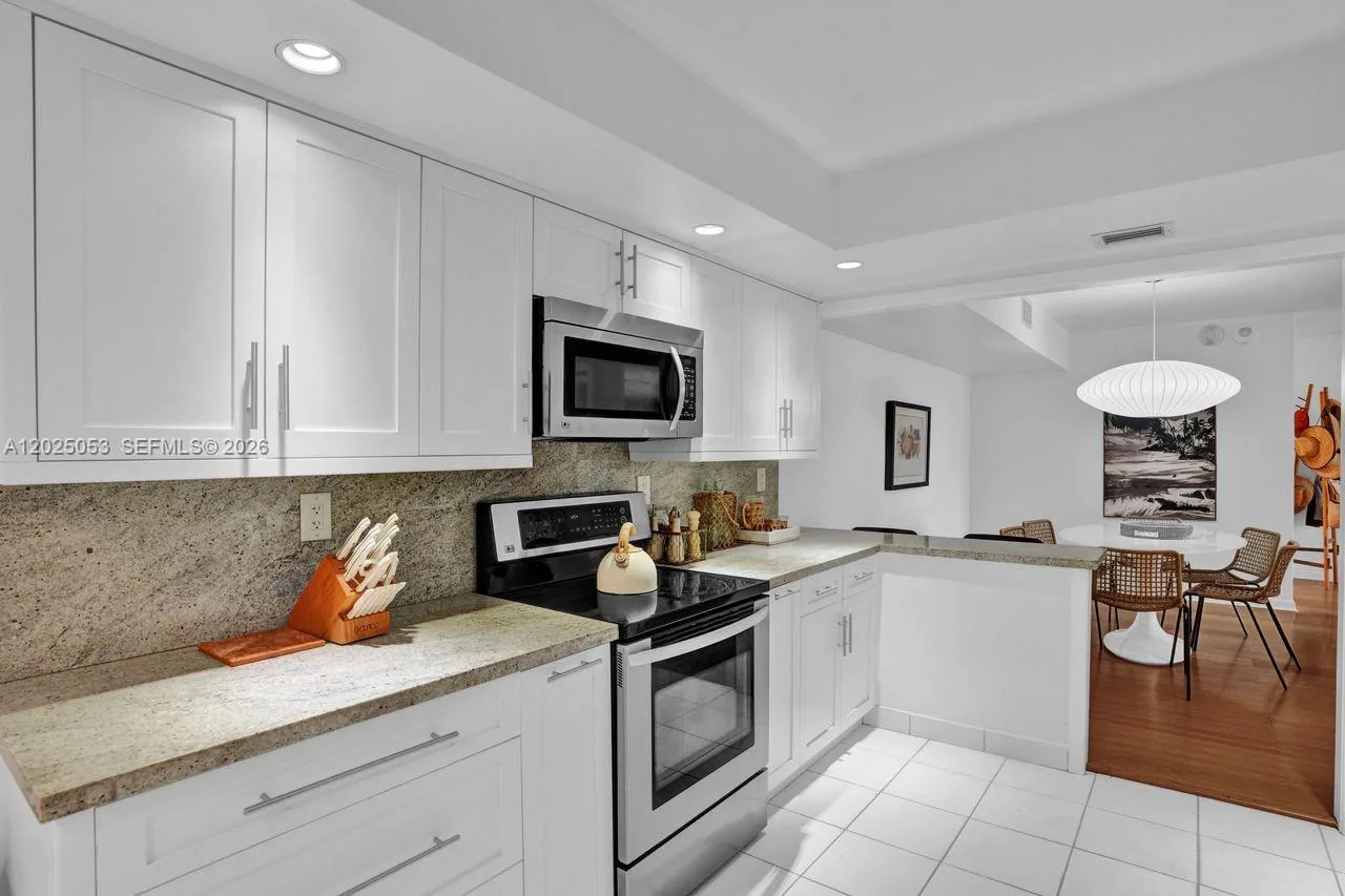 1121 Crandon Blvd # E604, Key Biscayne, FL 33149 photo 9