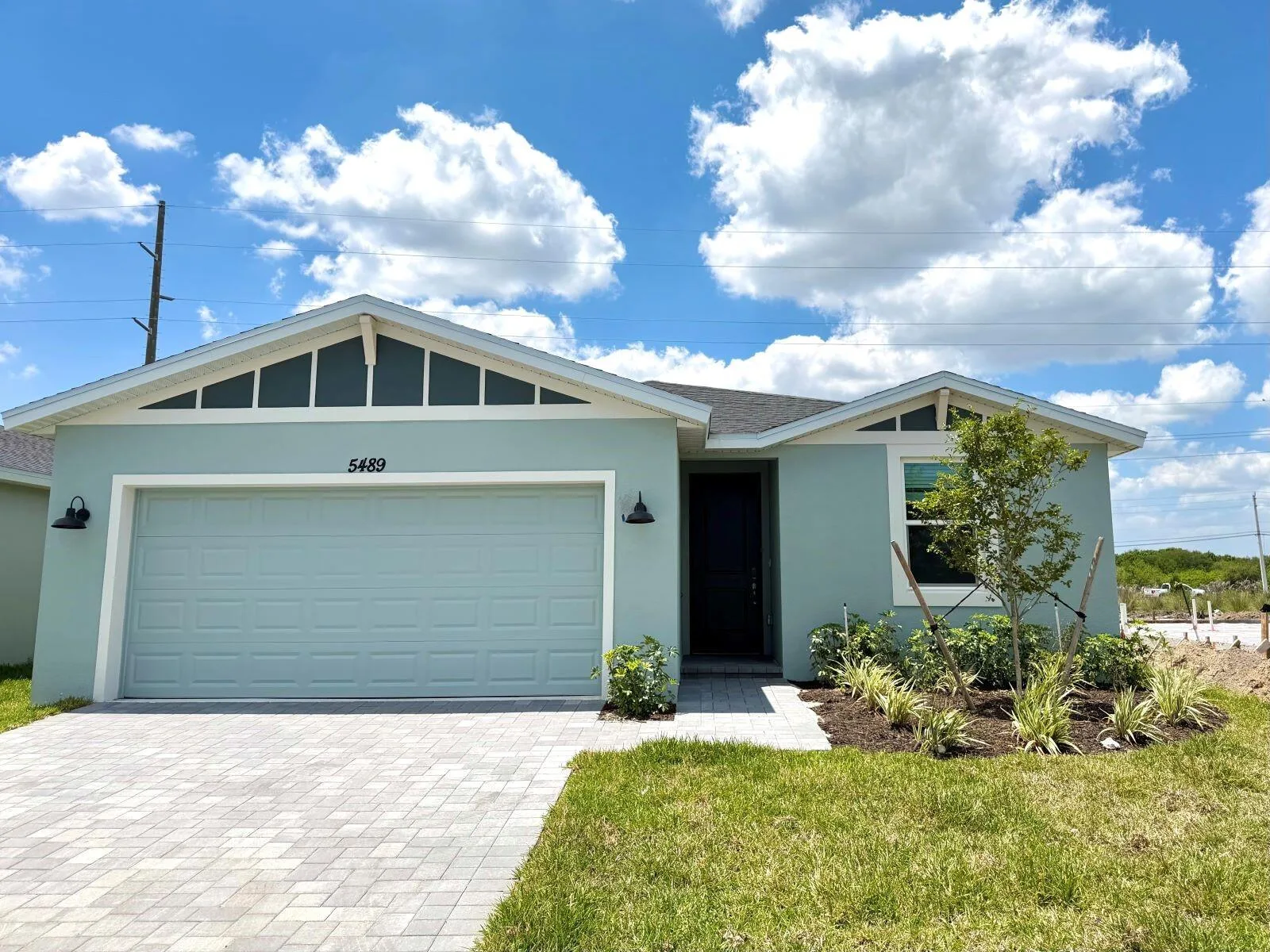 5489 Hampton Park Circle, Vero Beach, FL 32966