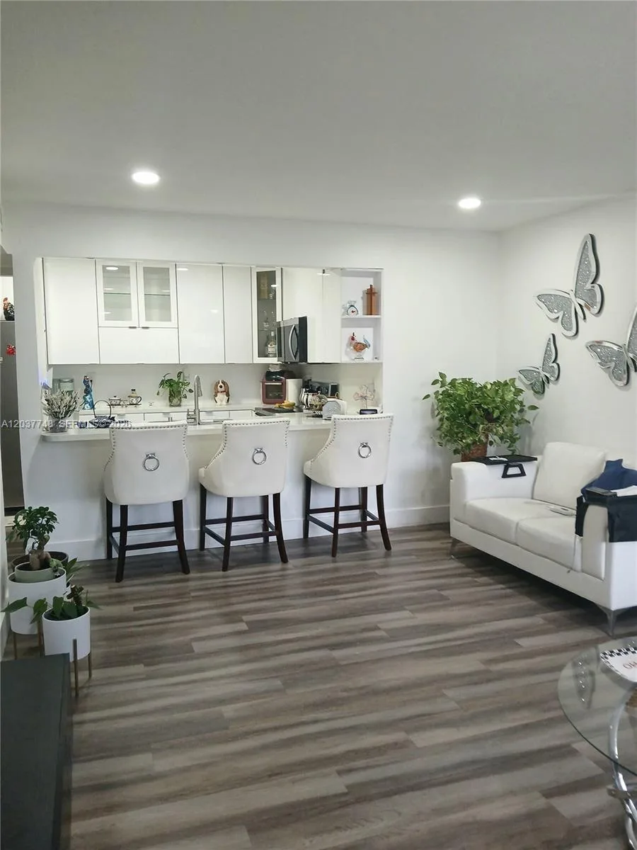 6365 W 27th Ct # 24-8, Hialeah, FL 33016 photo 7