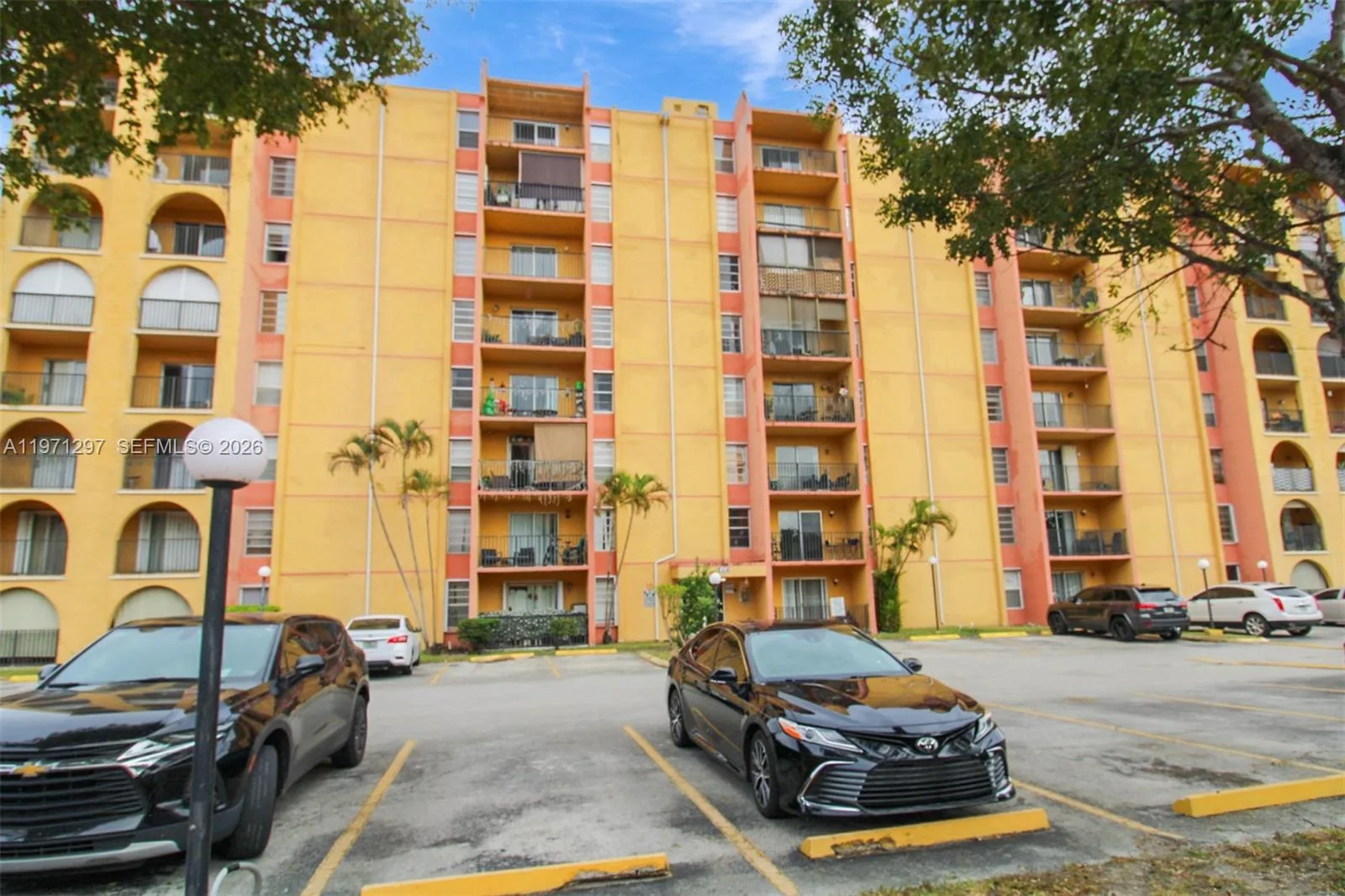 4717 NW 7th St # 604-10, Miami, FL 33126