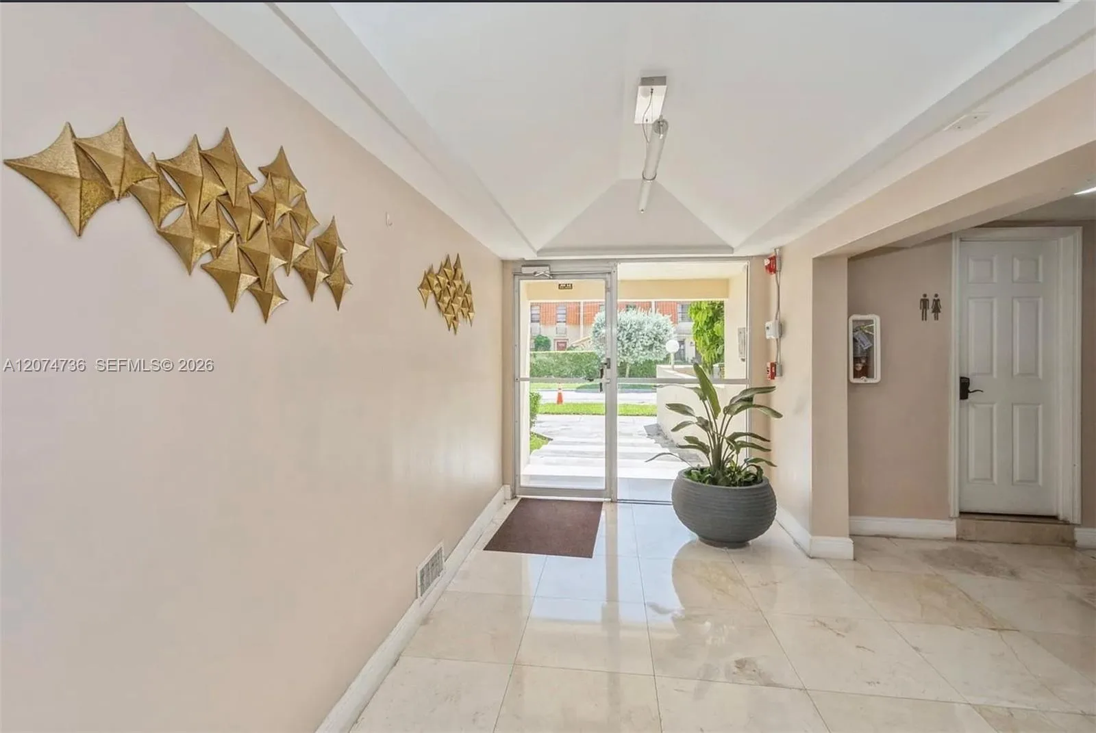 3545 NE 167th St # 507, North Miami Beach, FL 33160
