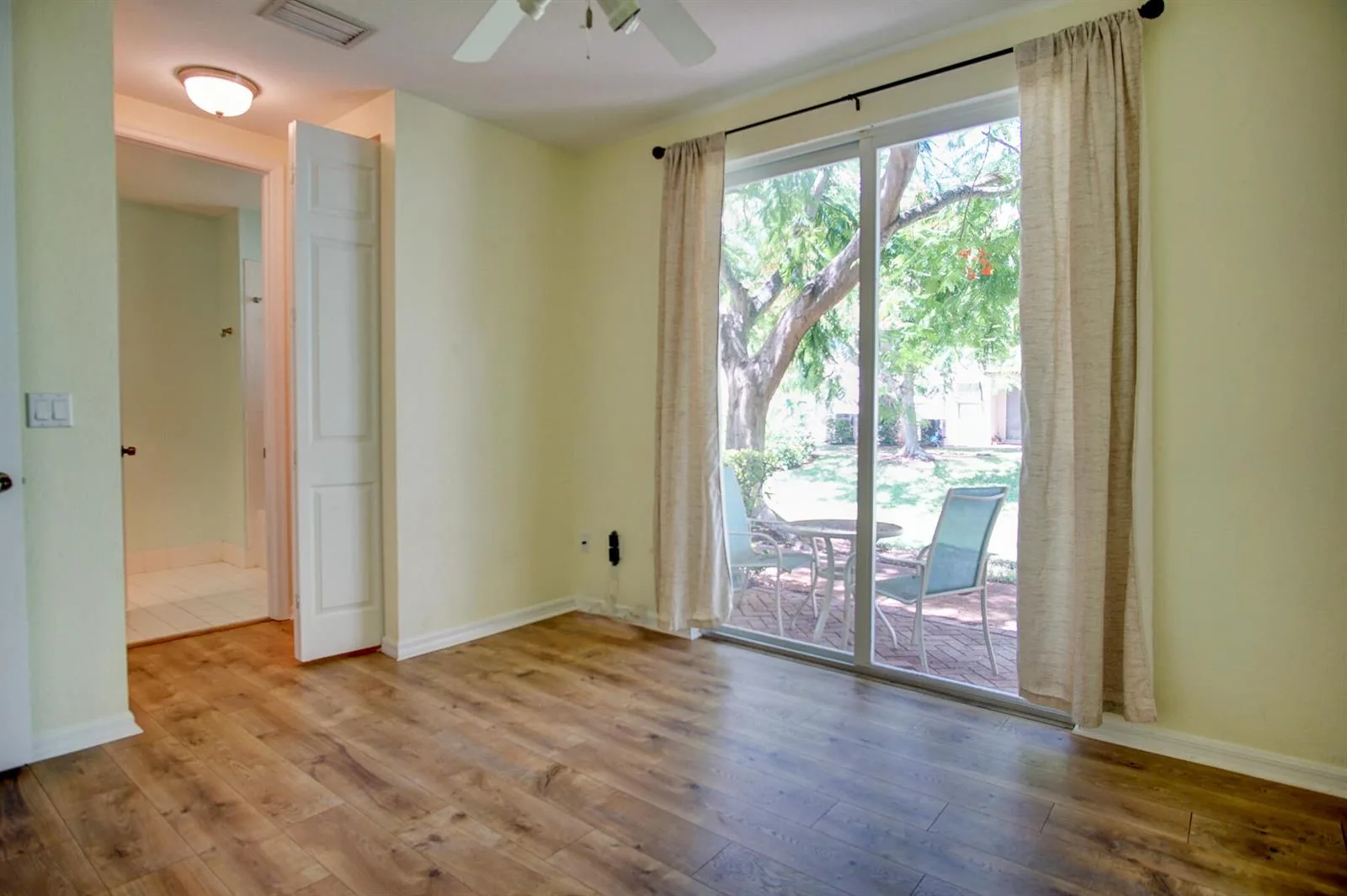 1020 E Longport Circle # F2, Delray Beach, FL 33444 photo 12