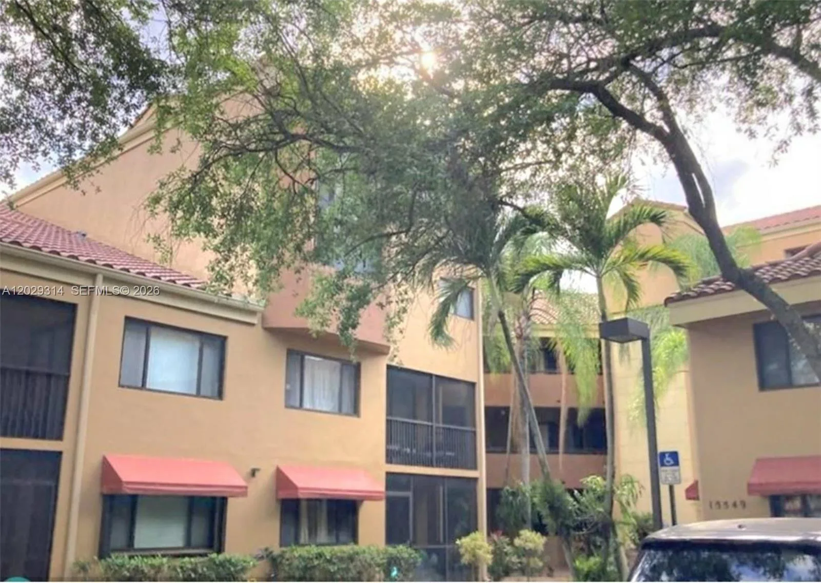 15495 N Miami Lakeway N # 105-4, Miami Lakes, FL 33014