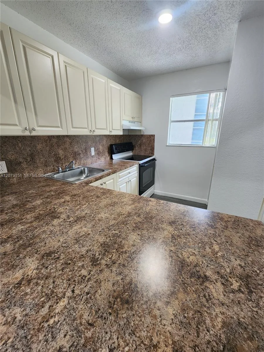 10900 SW 196th St # 104, Cutler Bay, FL 33157 photo 11