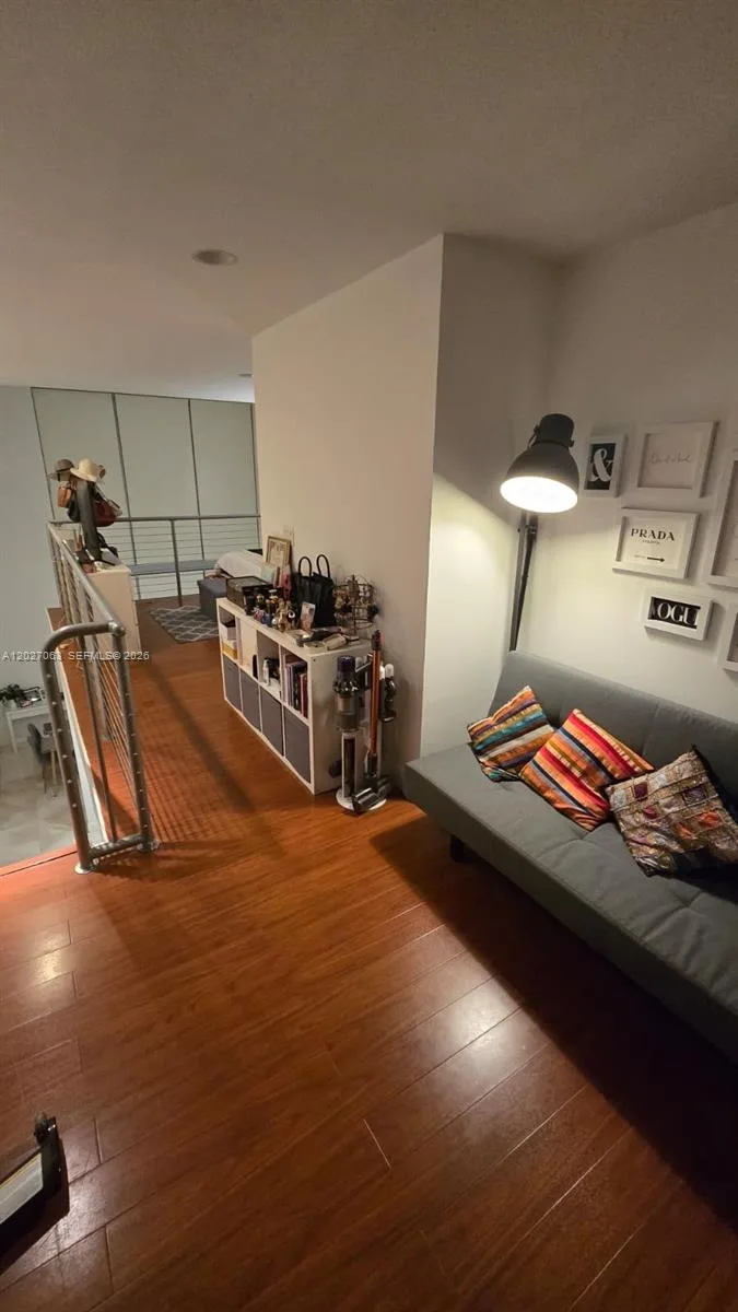 1050 Brickell Ave # 816, Miami, FL 33131 photo 2